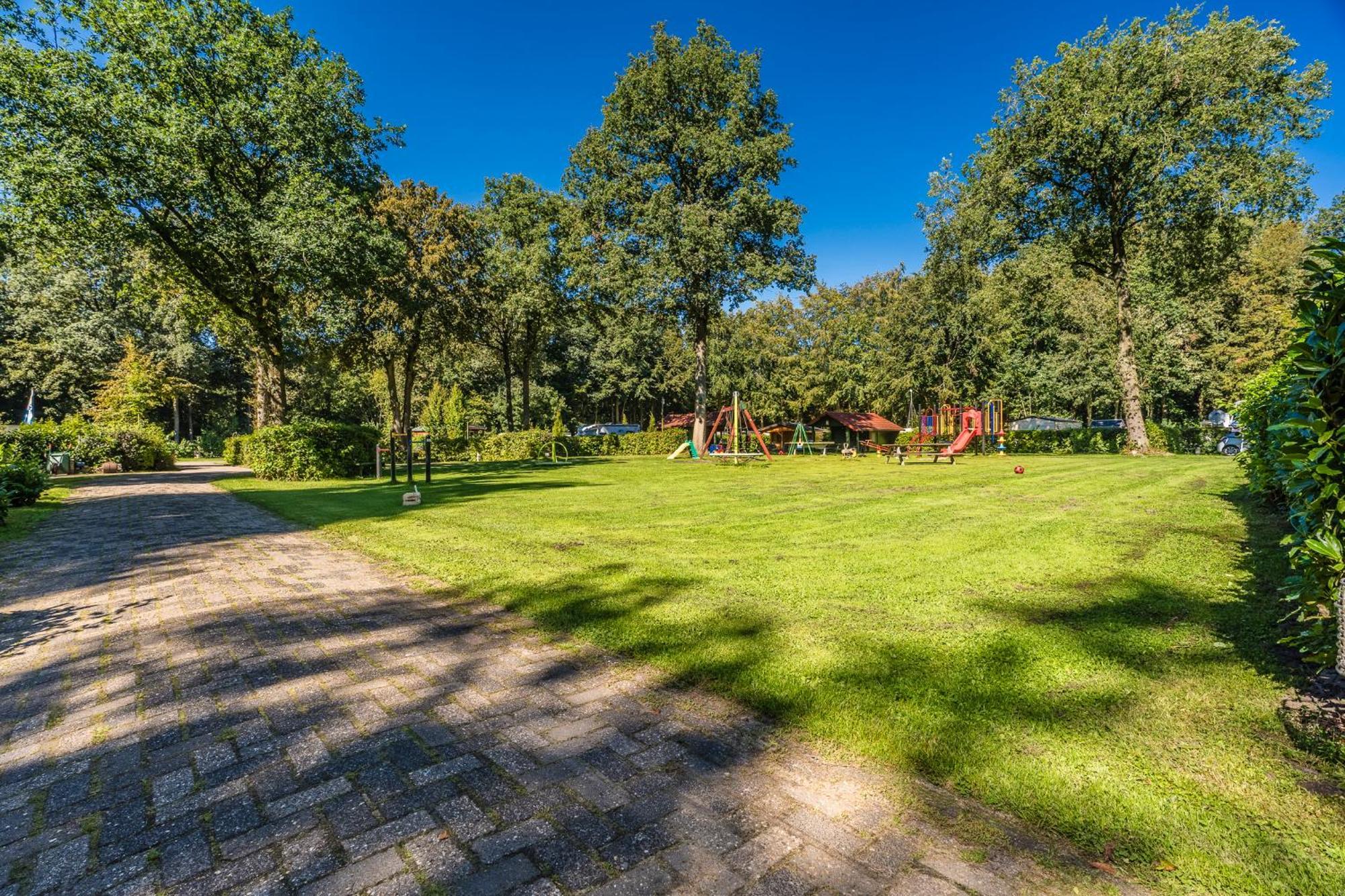 Camping Het Bosbad Emmeloord Bagian luar foto