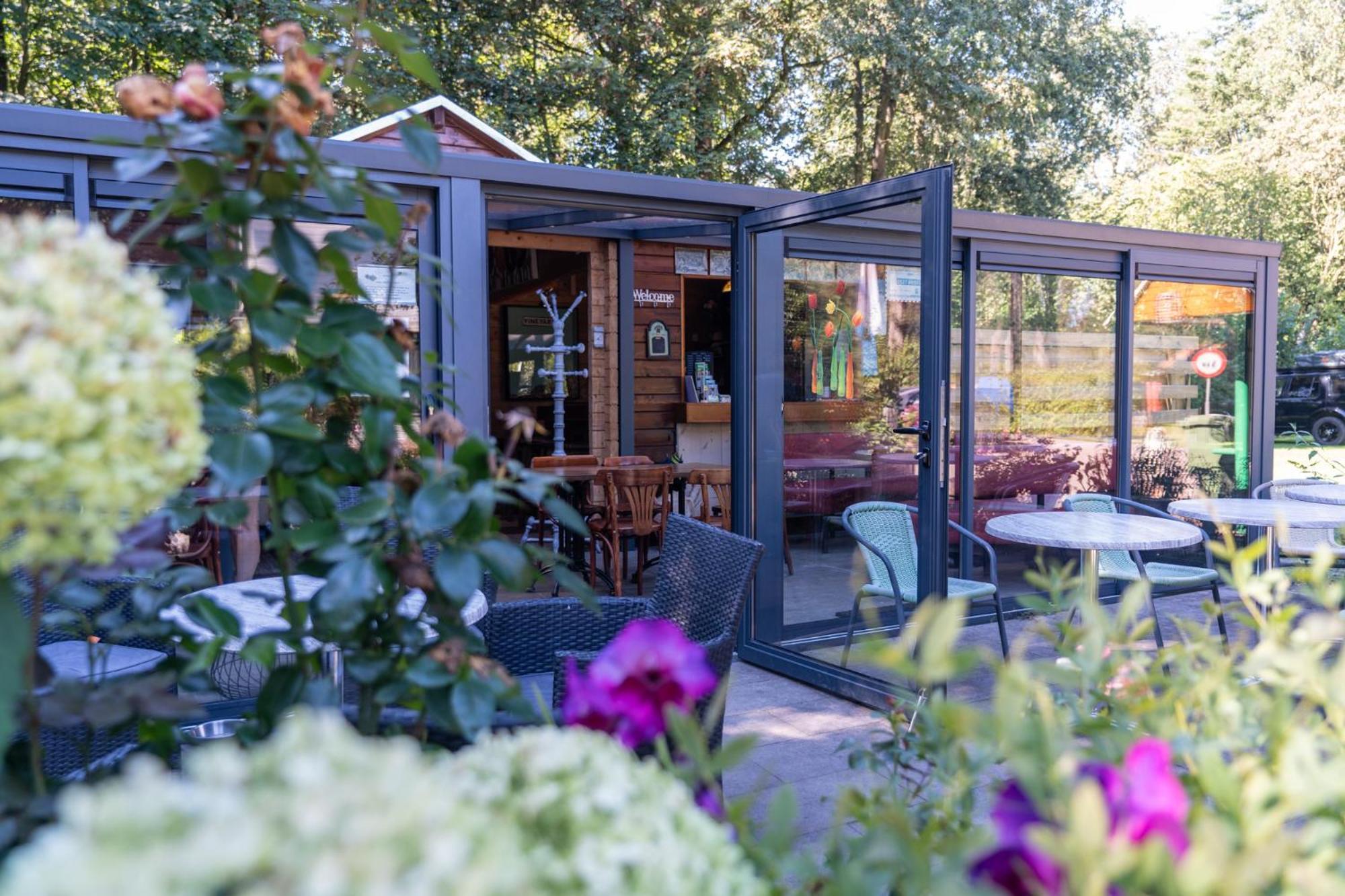 Camping Het Bosbad Emmeloord Bagian luar foto