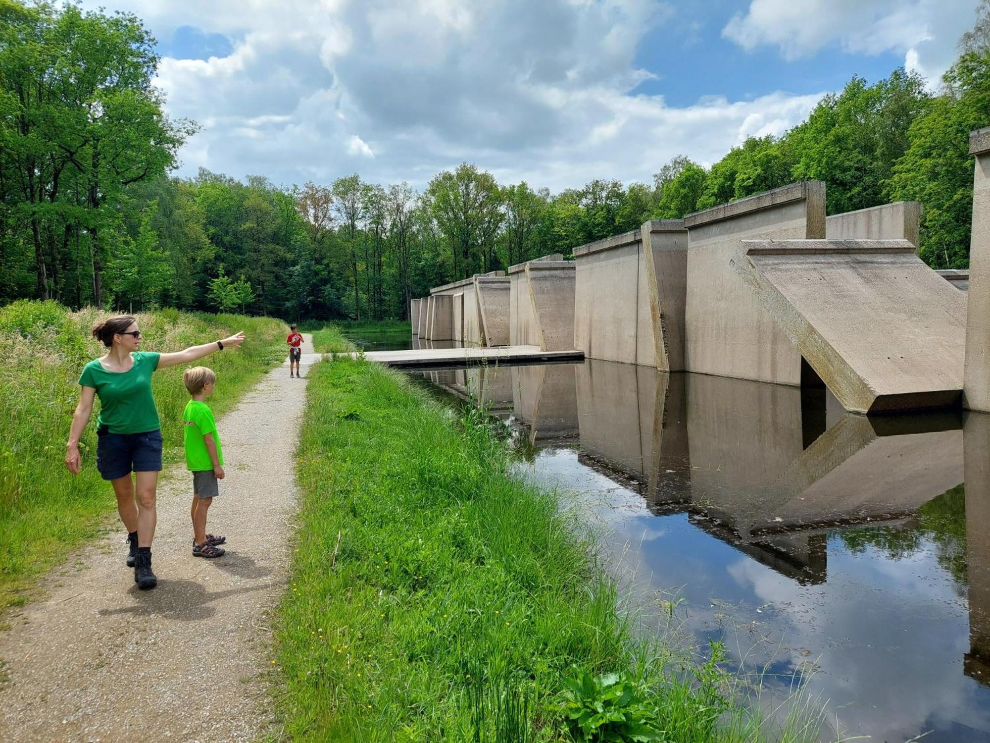 Camping Het Bosbad Emmeloord Bagian luar foto