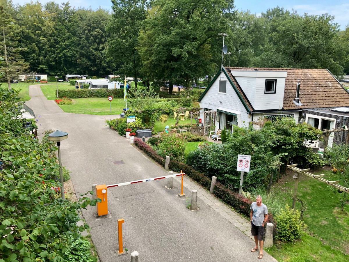 Camping Het Bosbad Emmeloord Bagian luar foto